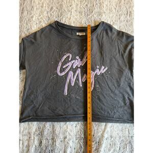 Grayson threads cropped girl magic‎ size XL 60% cotton 40% polyester sweater
